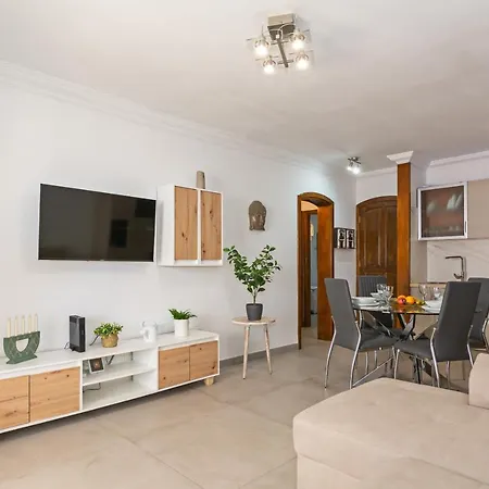 Oceanic Breeze Share Pool By Pvl * Puerto del Carmen (Lanzarote)